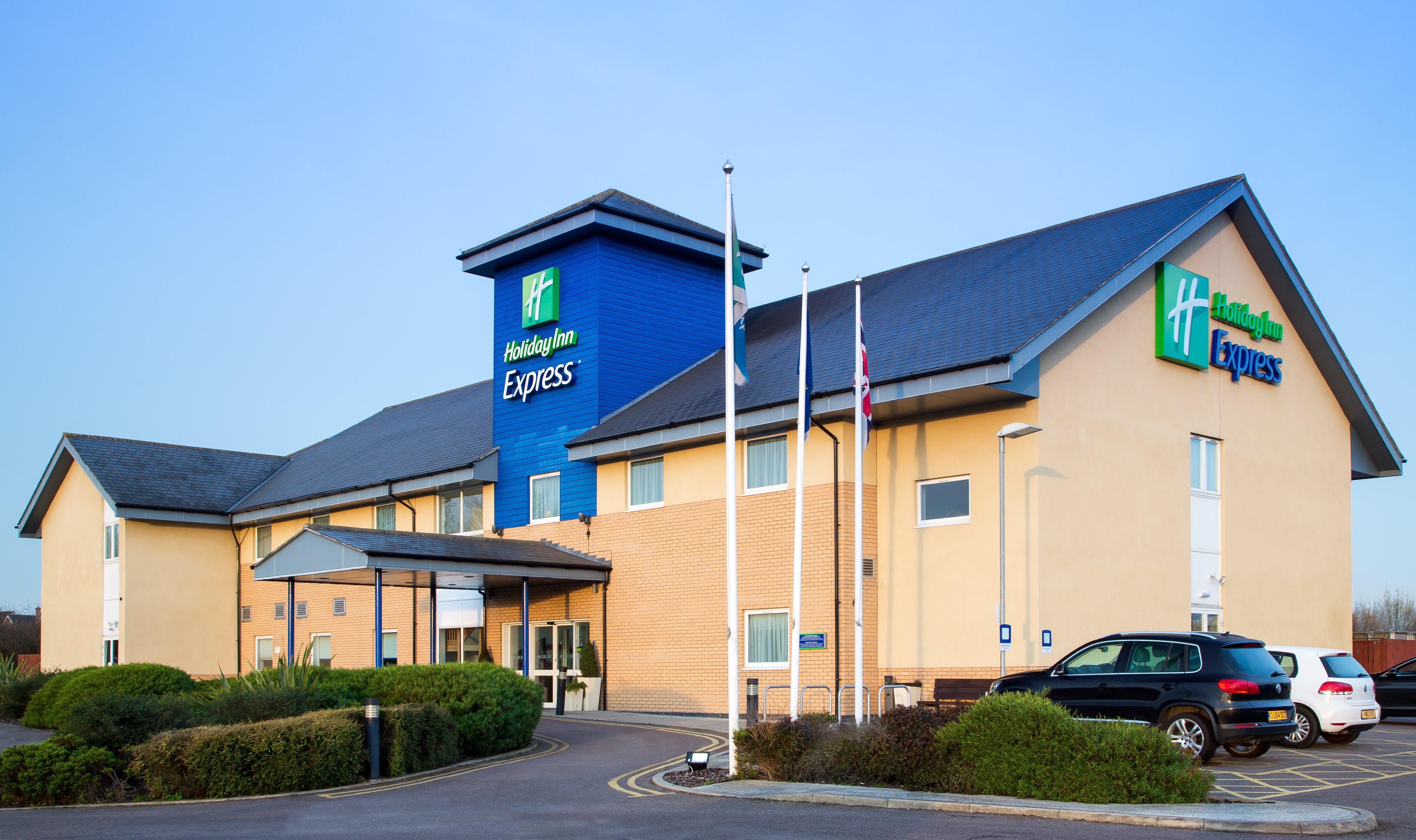 Holiday Inn Express Braintree By Ihg מראה חיצוני תמונה